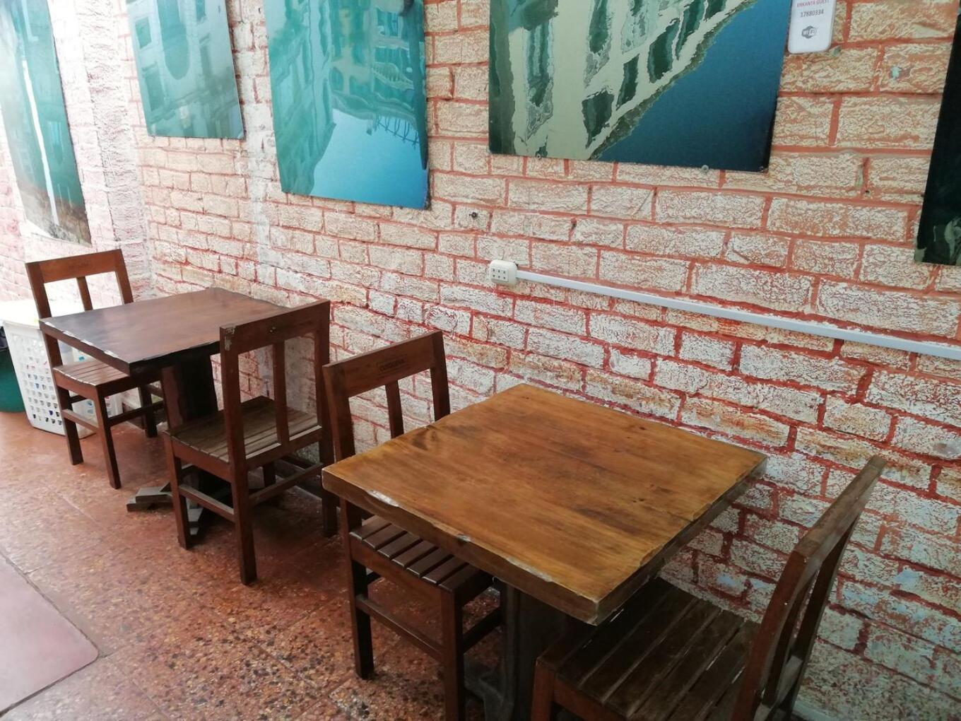 Garden Guest House Trujillo Ngoại thất bức ảnh