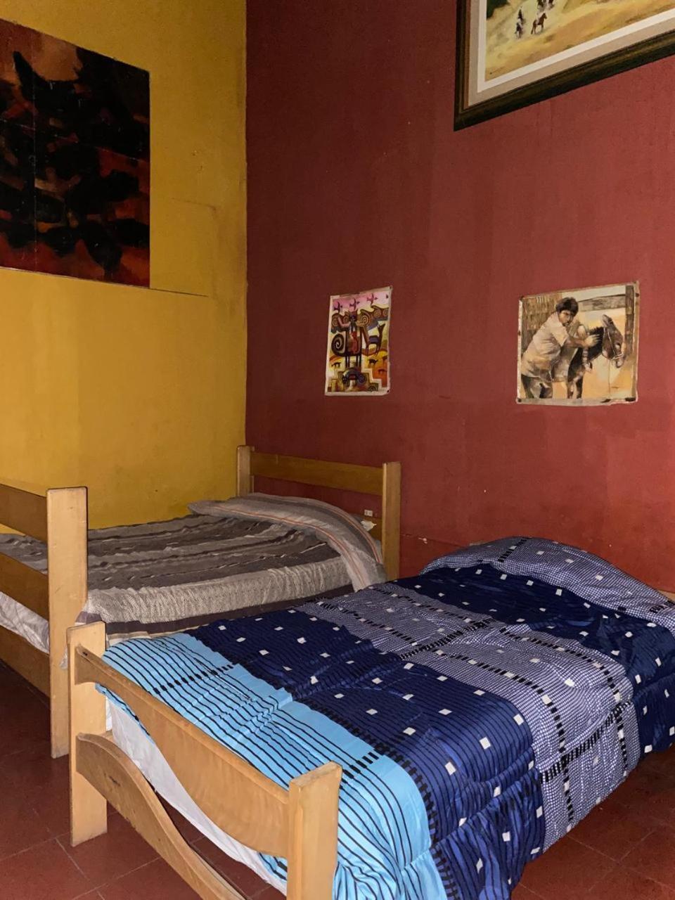 Garden Guest House Trujillo Ngoại thất bức ảnh